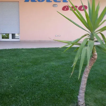 660 Hotel